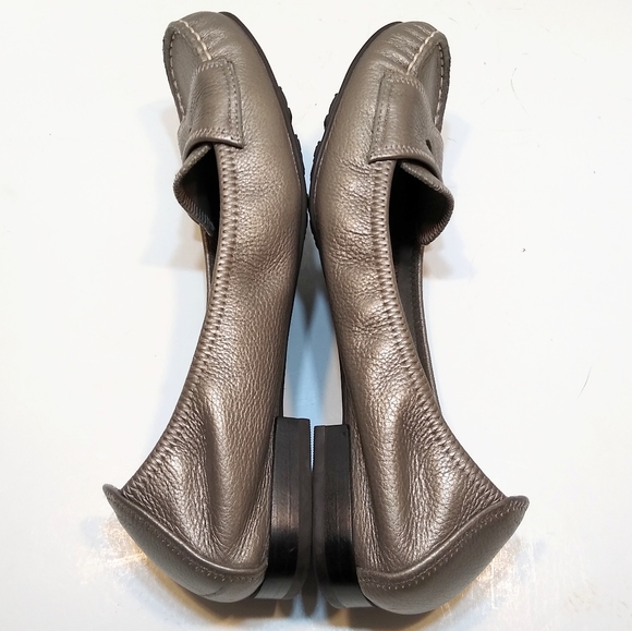 Cole Haan Nike Air "Candyce" loafers, pewter, 6B. Silver flats. - Picture 3 of 11